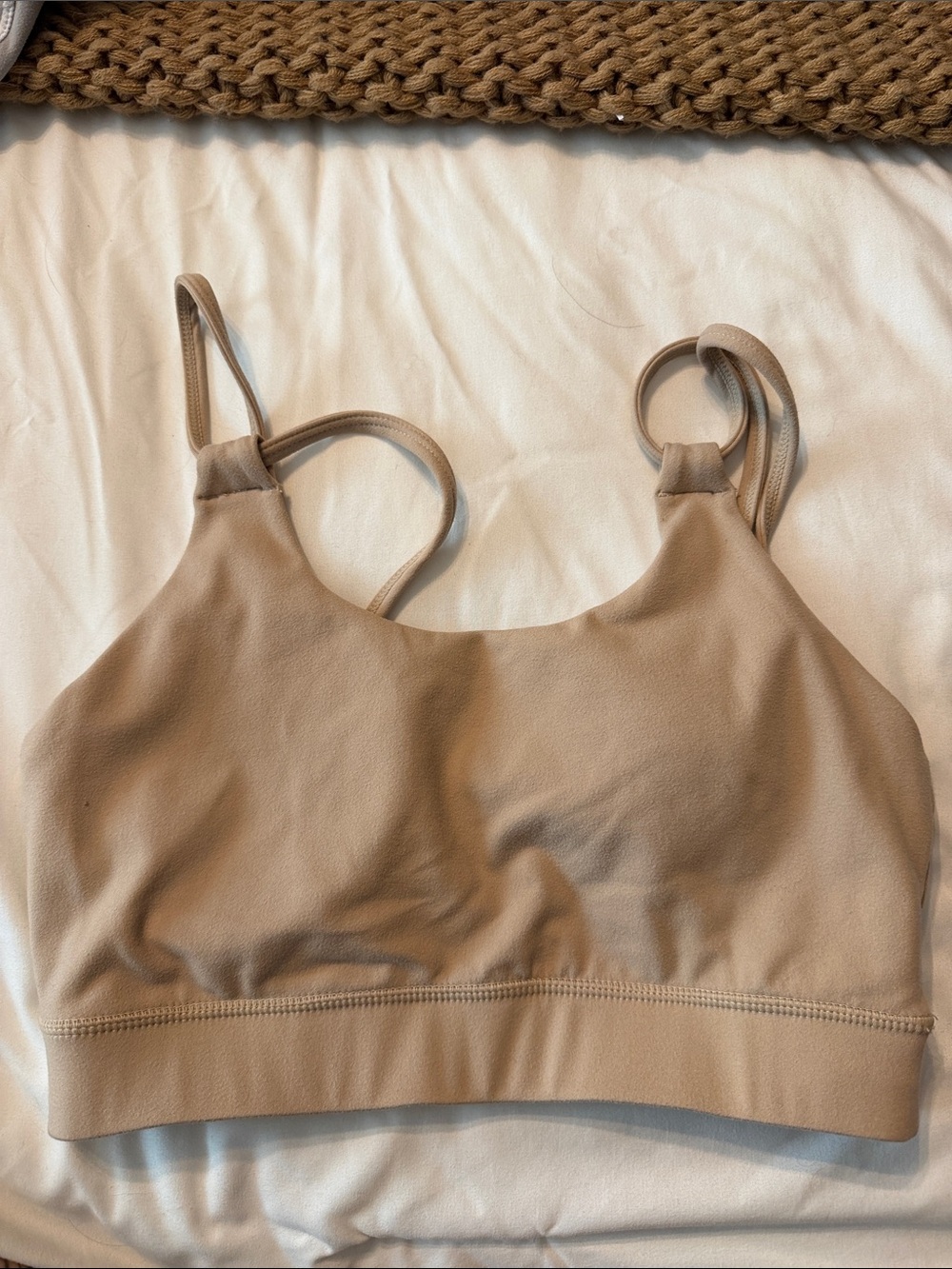 Everyday Lightweight Seamless Sports Bra - Nude Beige